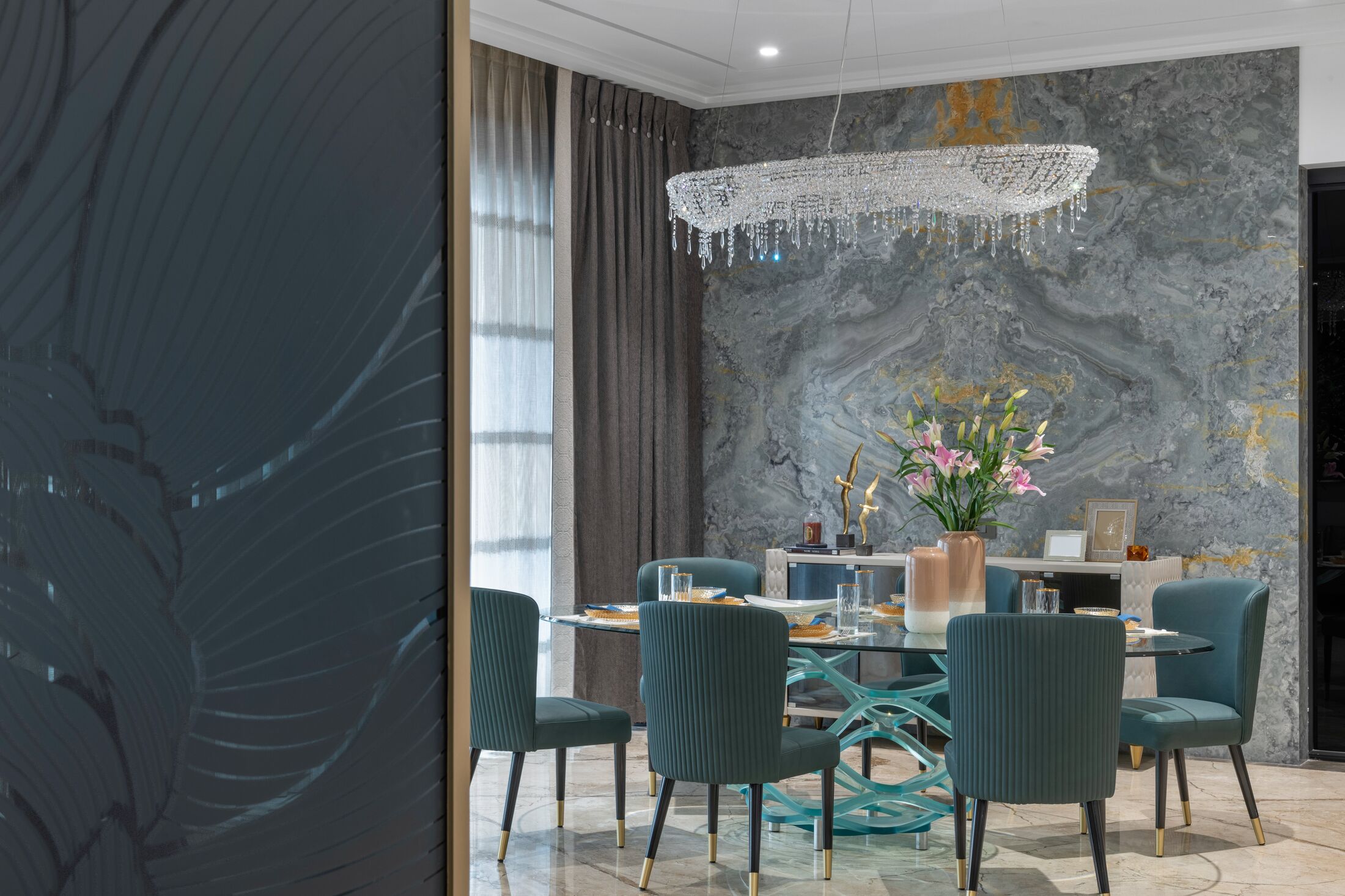 The Onyx Feature Wall